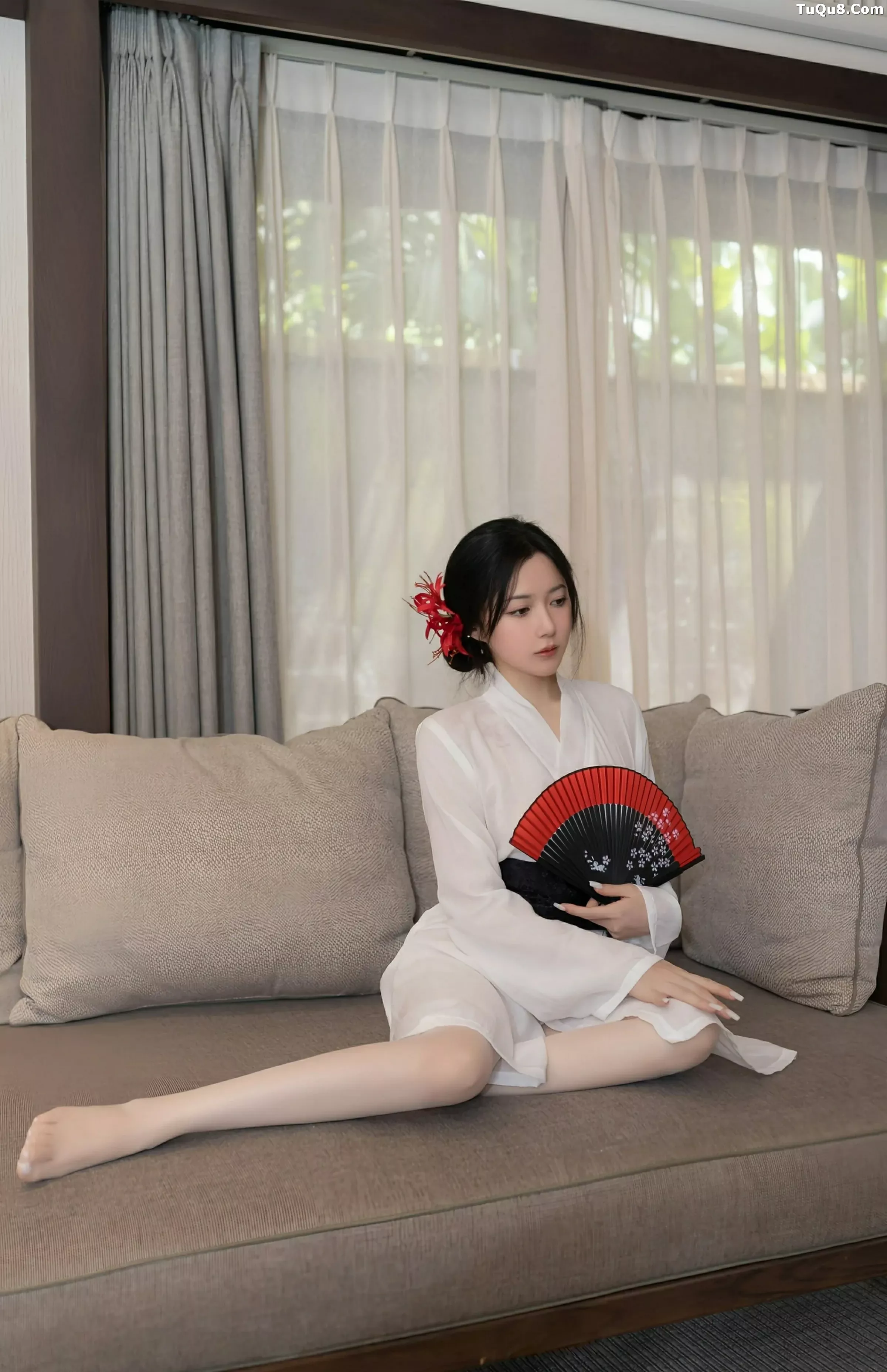 秀人集.com_[XiuRen秀人网]No.10514_模特鱼子酱Fish性感白色薄透服饰配白色丝袜秀曼妙身材诱惑写真80P