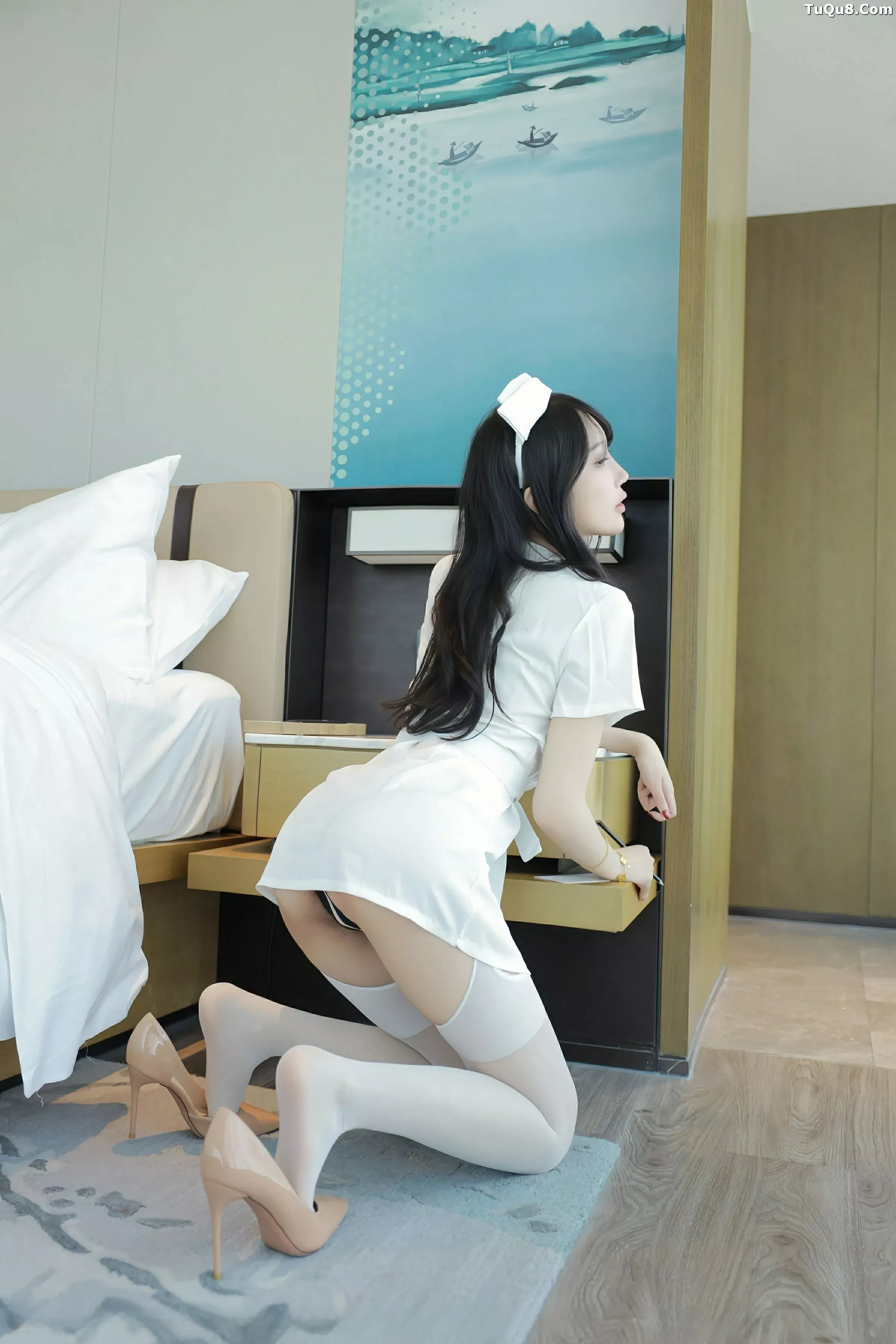 秀人集.com_[XiuRen秀人网]No.10507_模特玥儿玥er性感白色护士制服配白丝吊袜秀曼妙身姿诱惑写真72P