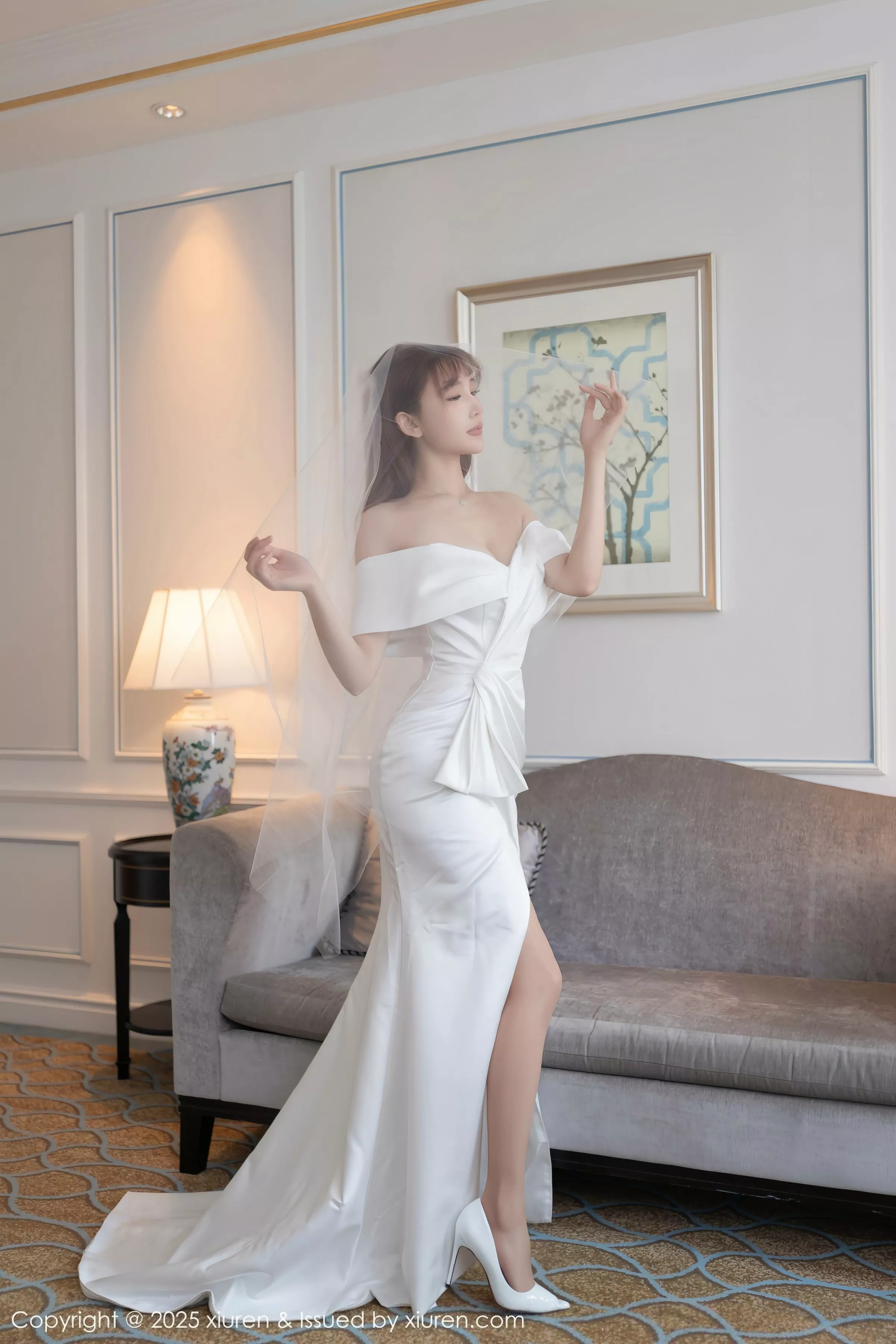 秀人集.com_[XiuRen秀人网]No.10535_模特陆萱萱性感白色蕾丝情趣婚纱配肉丝吊袜秀柔美身姿诱惑写真80P