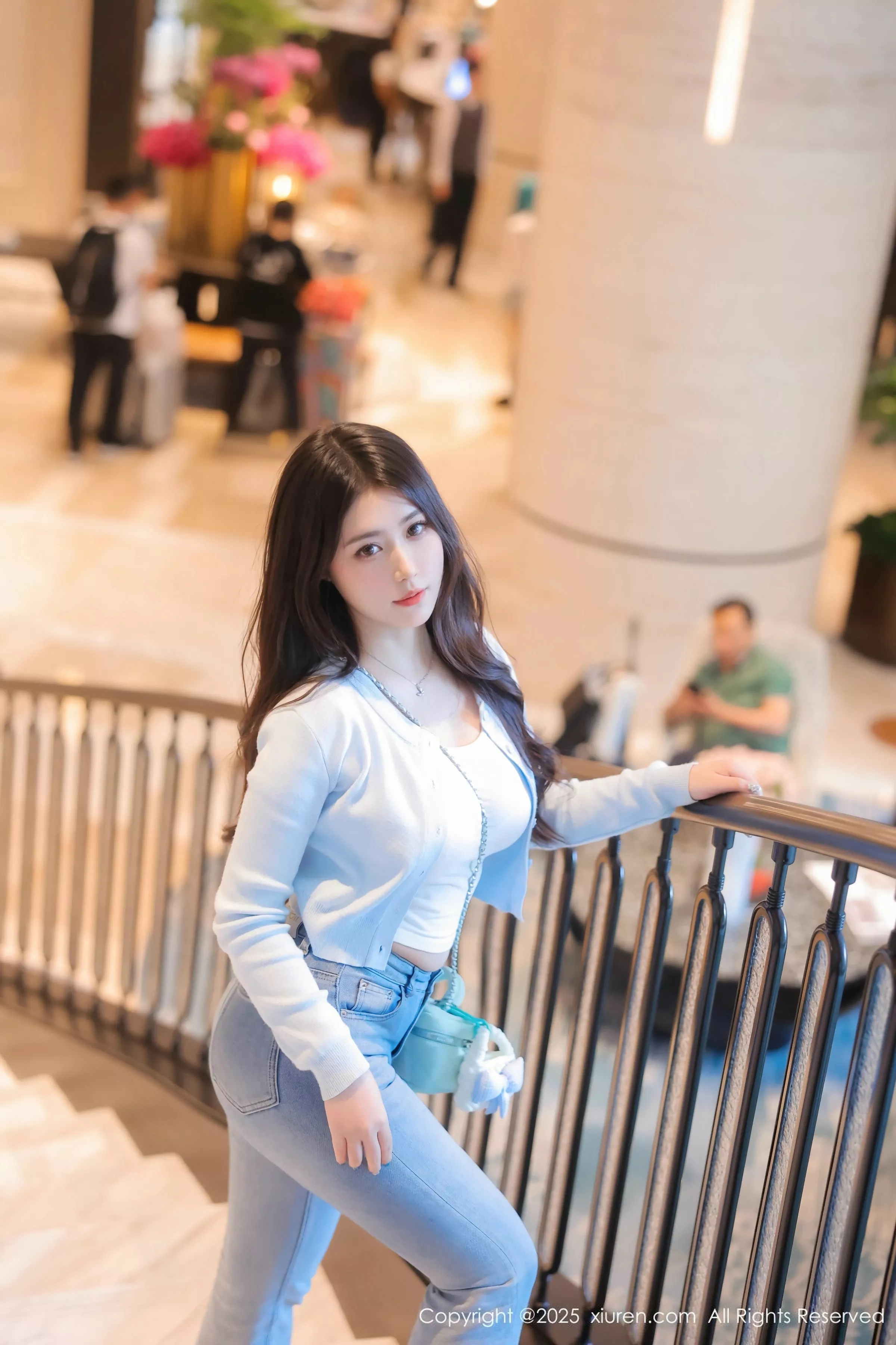 秀人集.com_[XiuRen秀人网]No.10450_模特蛋蛋宝性感粉色内衣配牛仔裤露超薄黑丝秀丰腴身材诱惑写真70P