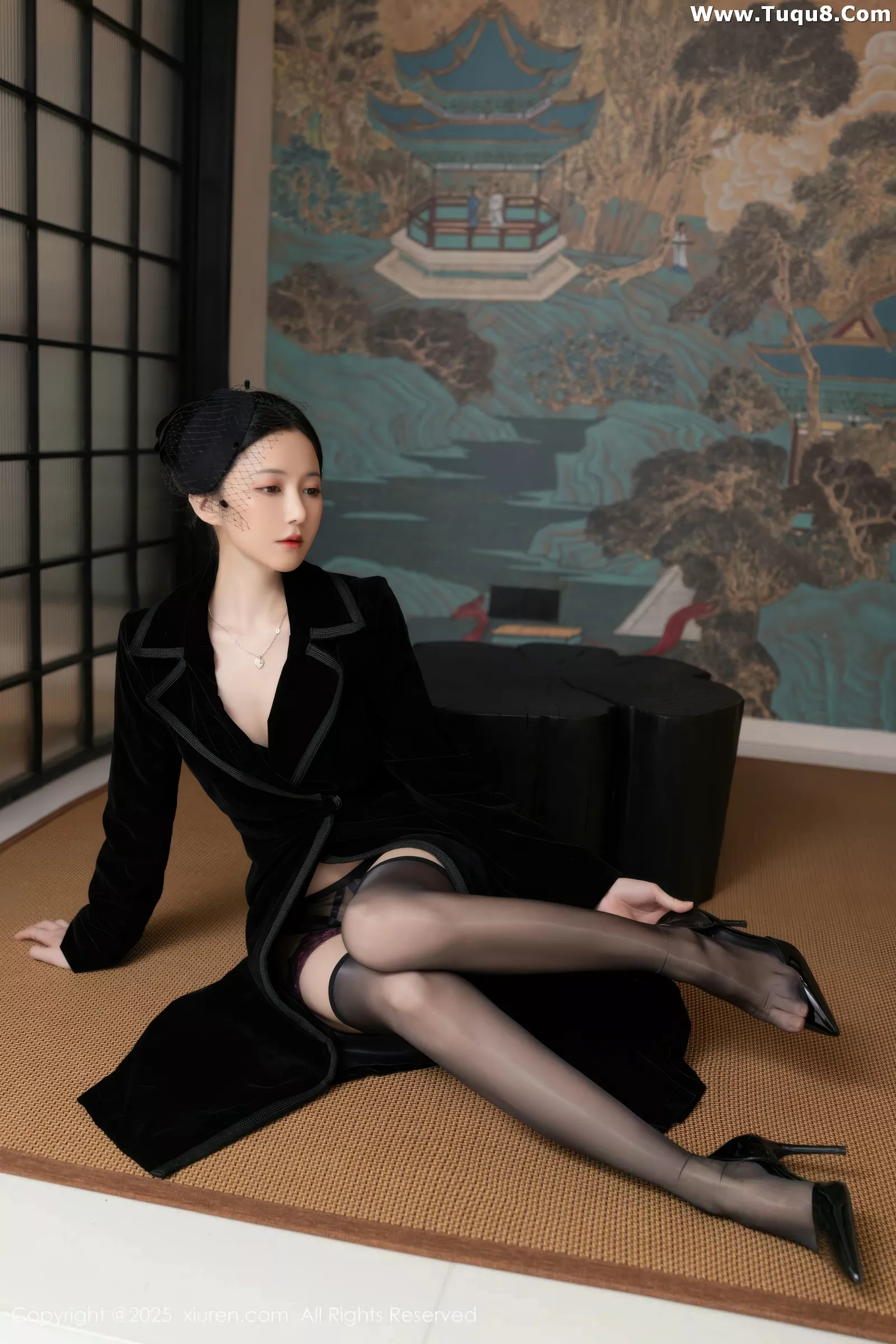 秀人集.com_[XiuRen秀人网]No.10564_模特鱼子酱Fish性感黑色情趣内衣配黑丝吊袜秀曼妙身姿诱惑写真80P