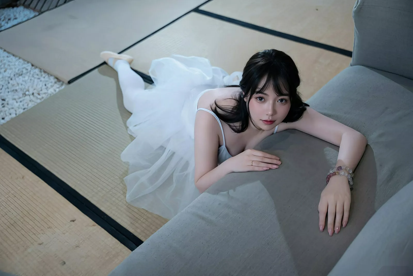 秀人集.com_[XiuRen秀人网]No.10575_模特软情性感白色芭蕾短裙配白色丝袜秀曼妙身姿完美诱惑写真78P