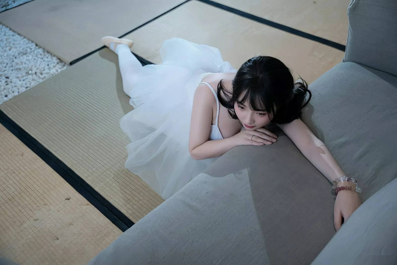 秀人集.com_[XiuRen秀人网]No.10575_模特软情性感白色芭蕾短裙配白色丝袜秀曼妙身姿完美诱惑写真78P