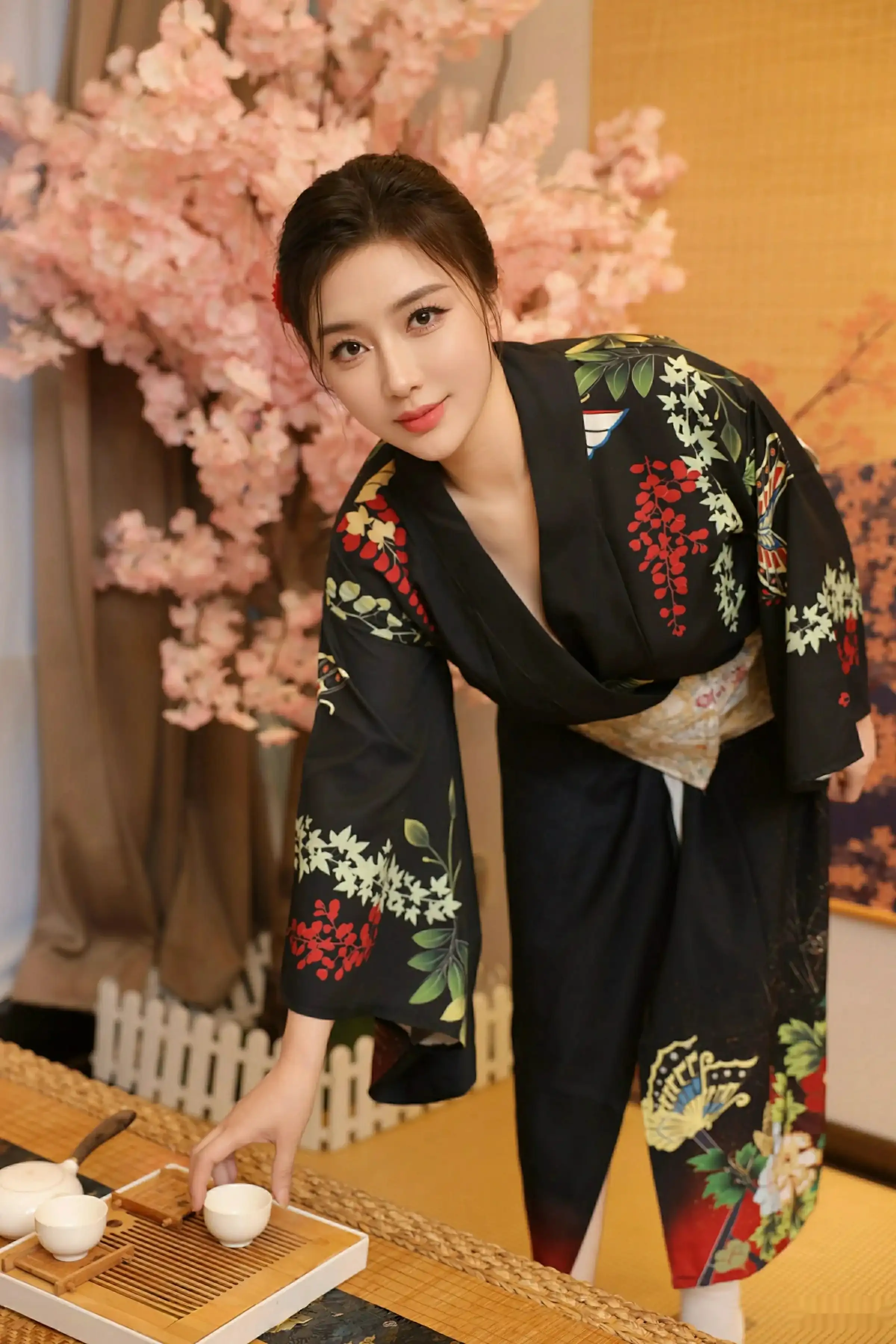 秀人集.com_[XiuRen秀人网]No.10627_模特苏一诺性感日系黑色服饰露红色内衣秀曼妙身材迷人诱惑写真80P