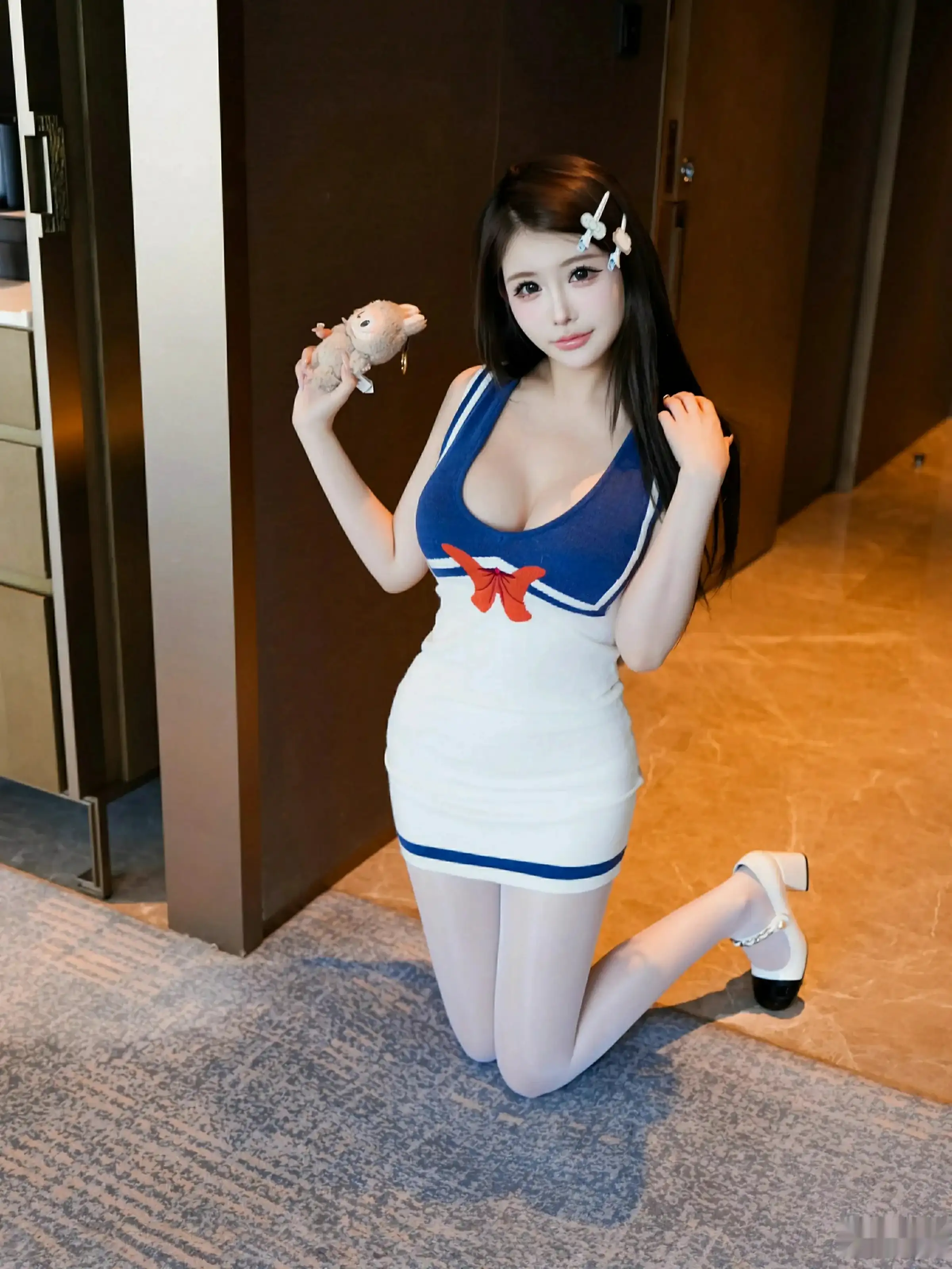 秀人集.com_[XiuRen秀人网]No.10628_模特甜妮性感连衣短裙露粉色内衣配白色丝袜秀丰腴身材诱惑写真71P