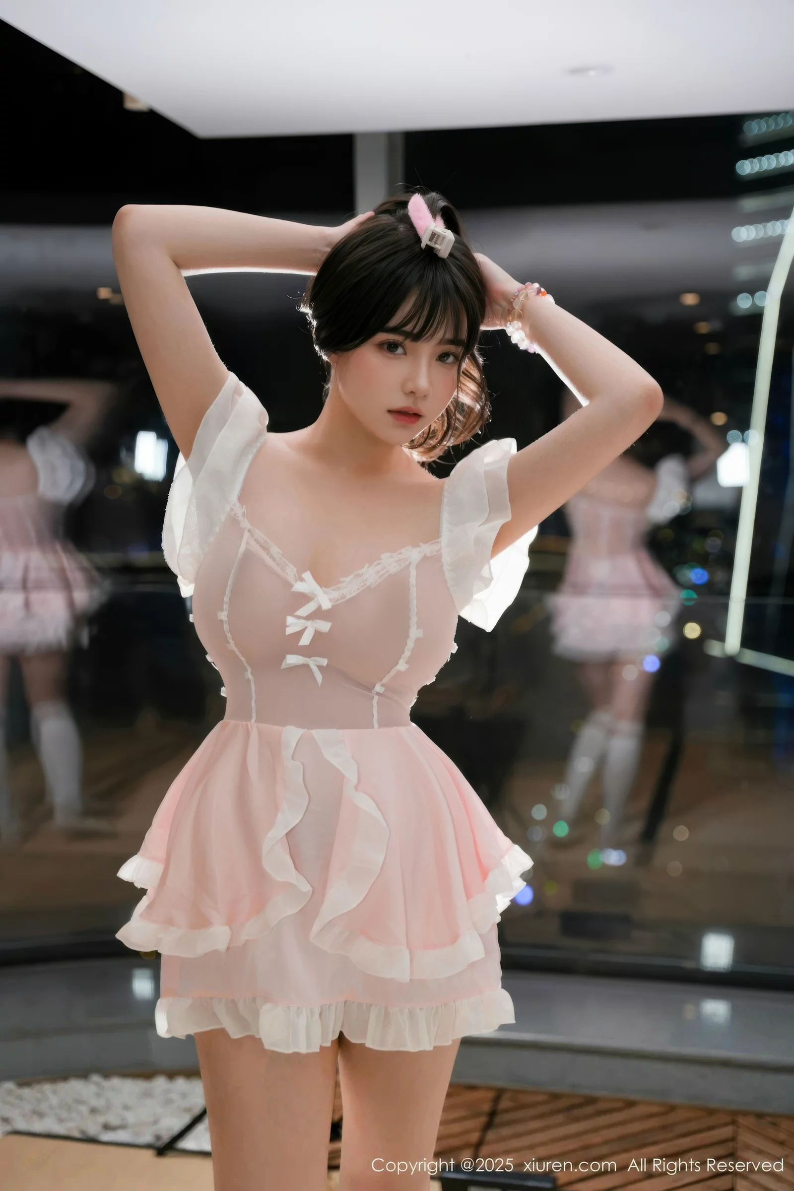 秀人集.com_[XiuRen秀人网]No.10653_模特软情性感粉色女仆装扮配白色丝袜秀曼妙身姿妩媚诱惑写真55P