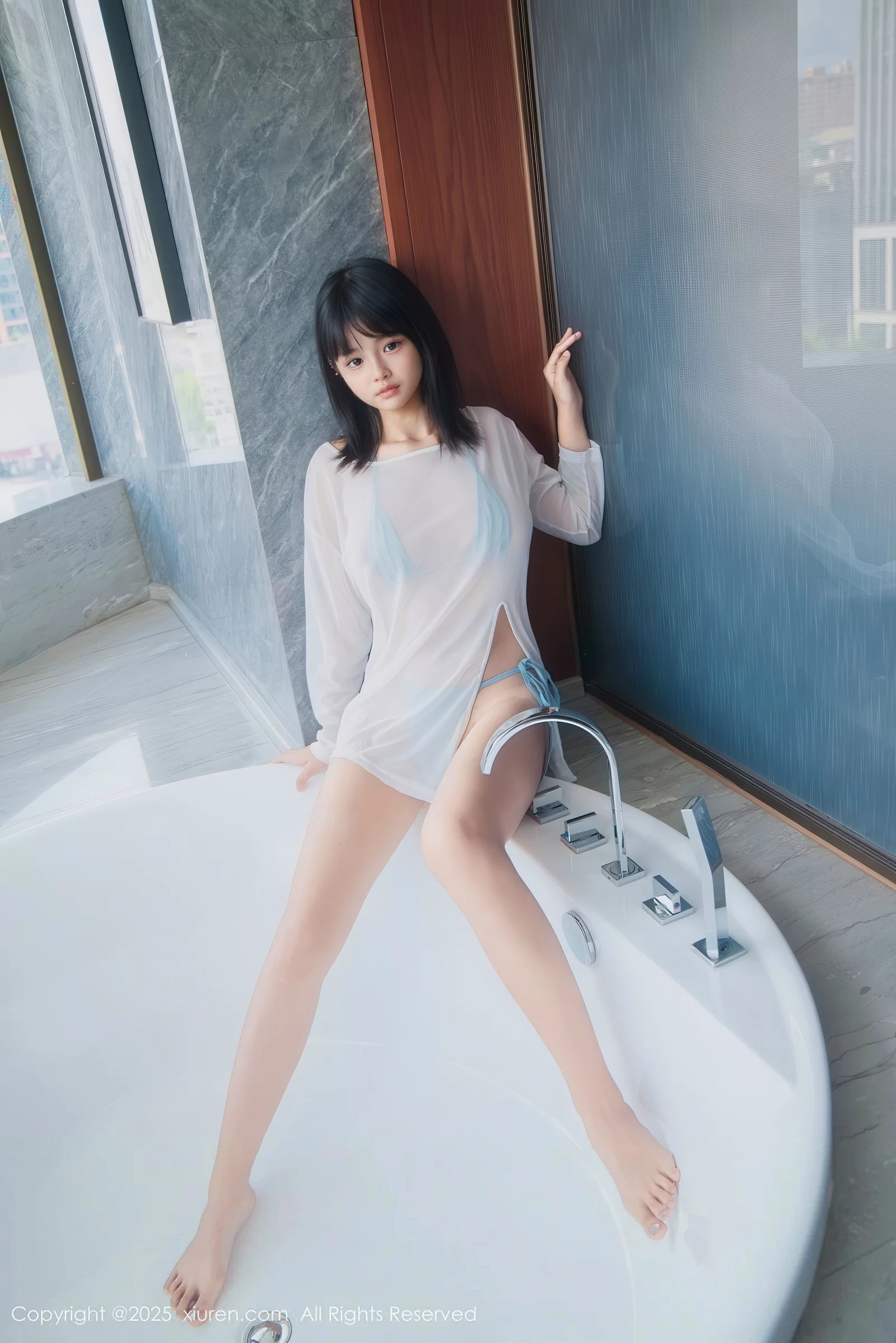 秀人集.com_[XiuRen秀人网]No.10651_新人模特小泠性感薄纱服饰露蓝色比基尼秀完美身材诱惑写真80P