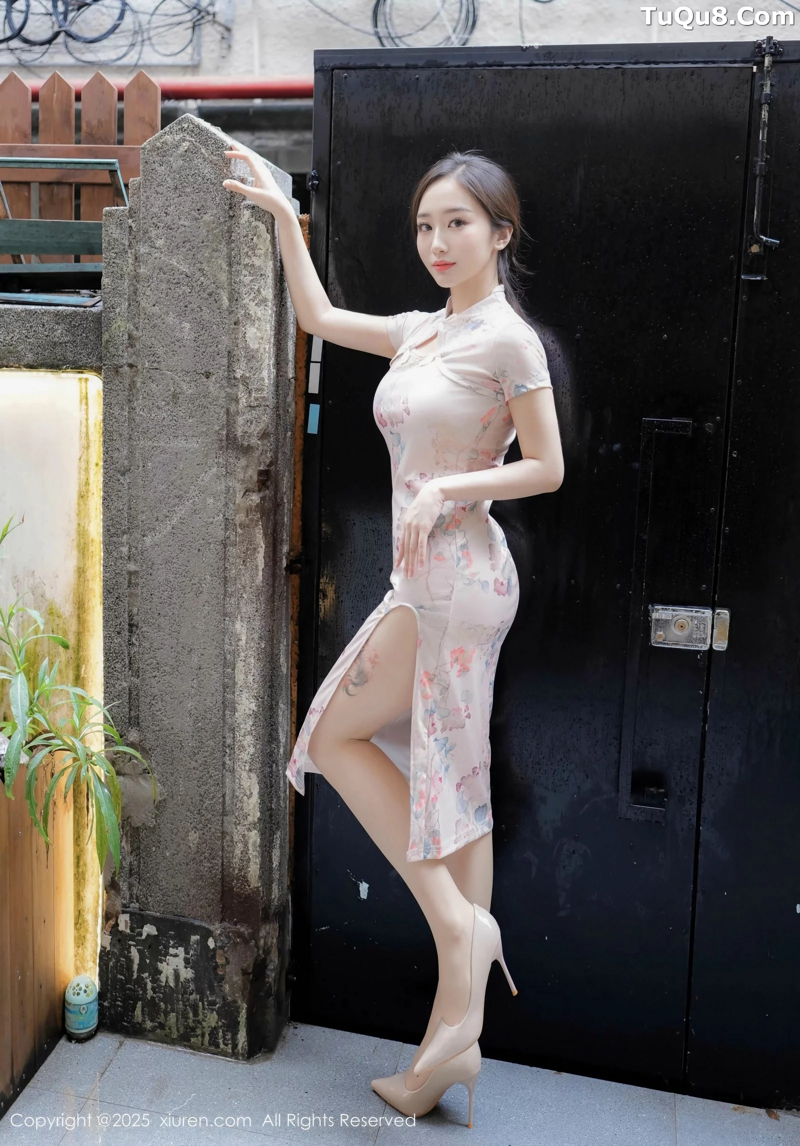 秀人集.com_[XiuRen秀人网]No.10671_模特楠芝性感粉色旗袍露肉色内衣配超薄肉色秀丰满身材诱惑写真54P