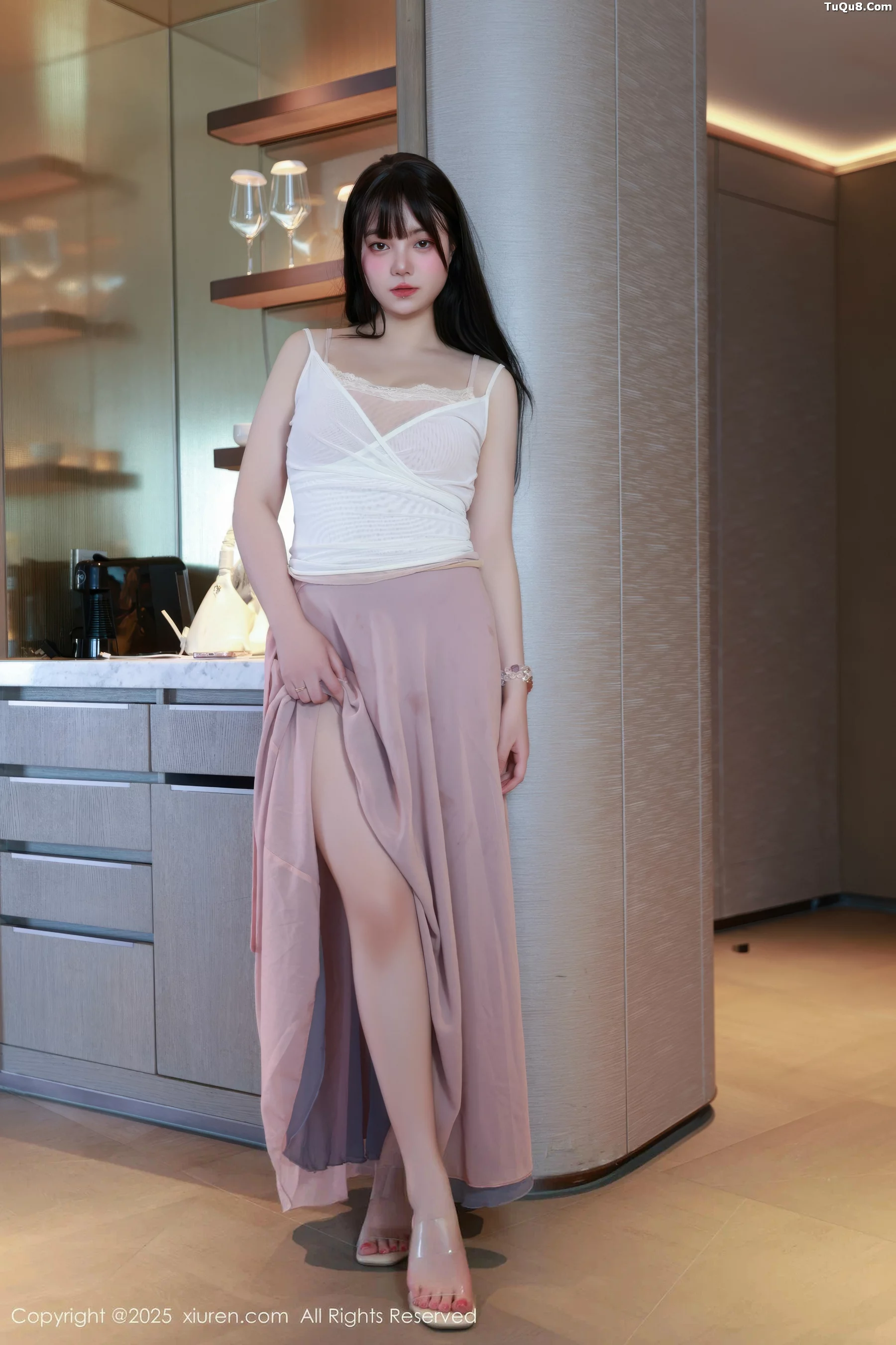 秀人集.com_[XiuRen秀人网]No.10746_模特软情性感低胸紫色长裙露粉色内衣秀曼妙身姿迷人诱惑写真86P