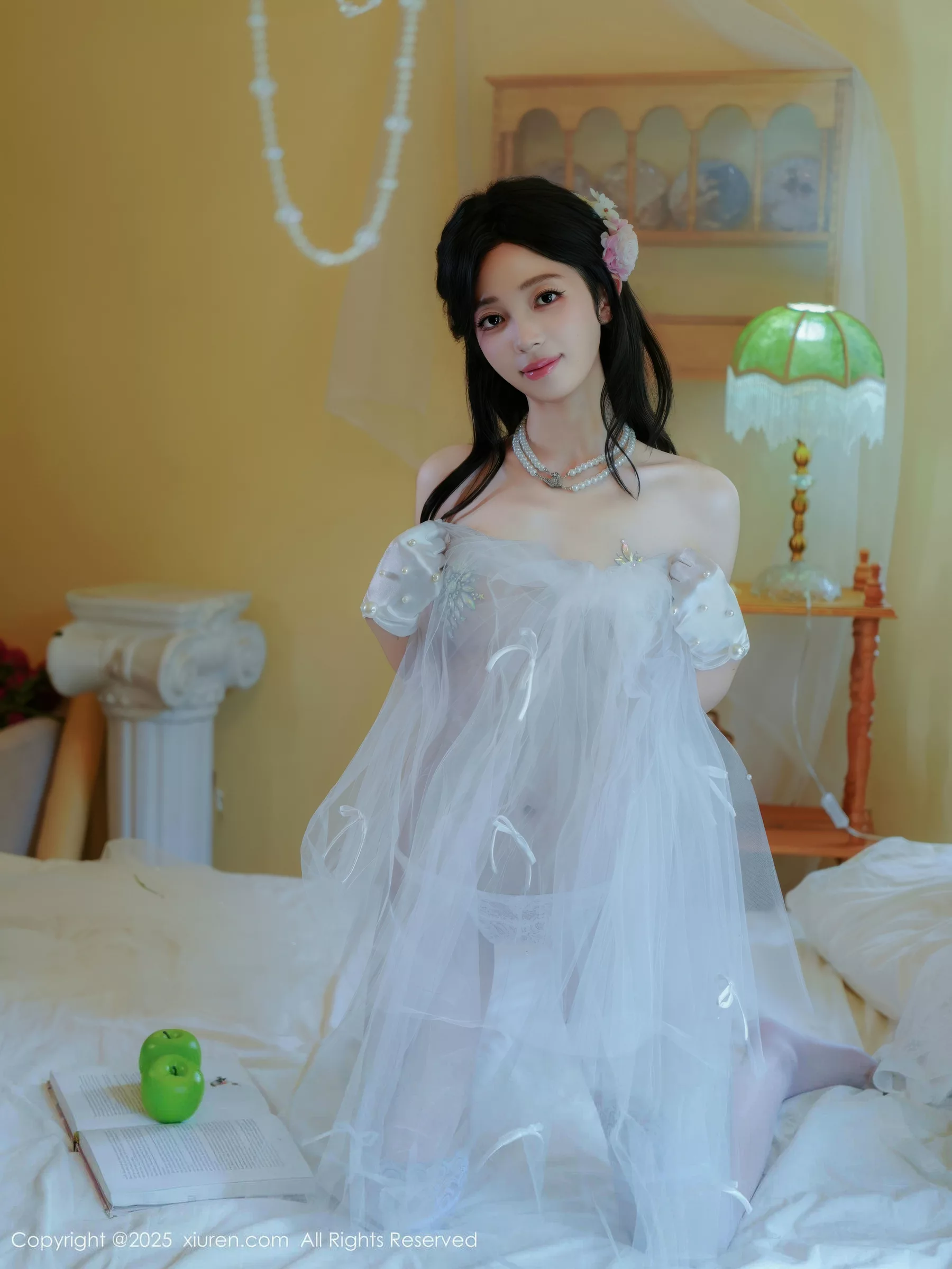 秀人集.com_[XiuRen秀人网]No.10769_新人模特朱朱molly性感白色婚纱配白色丝袜秀凹凸身材诱惑写真54P