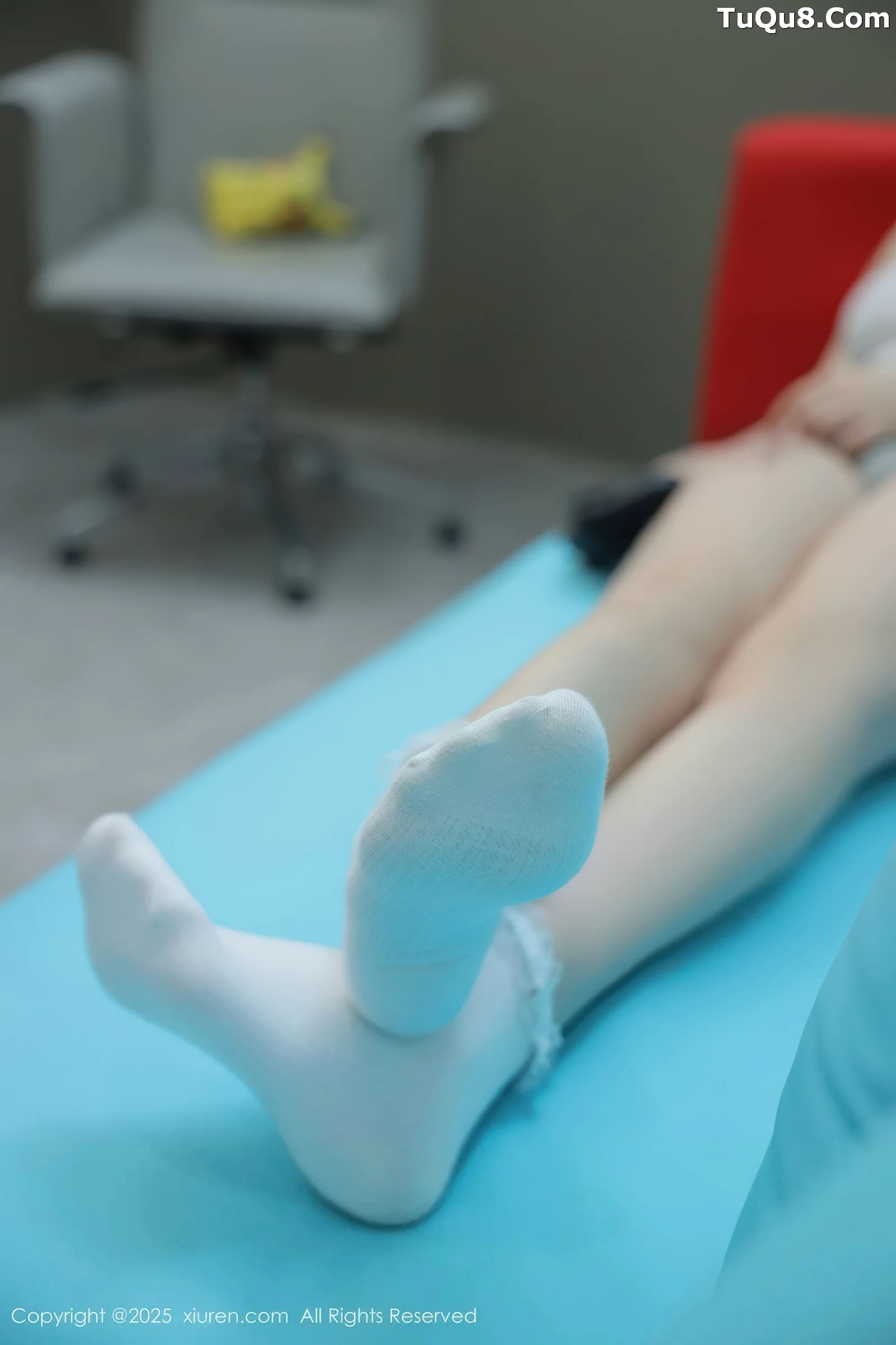 秀人集.com_[XiuRen秀人网]No.10676_模特李沁恩lrene性感白色居家上衣配灰色内衣秀丰腴身材诱惑写真70P