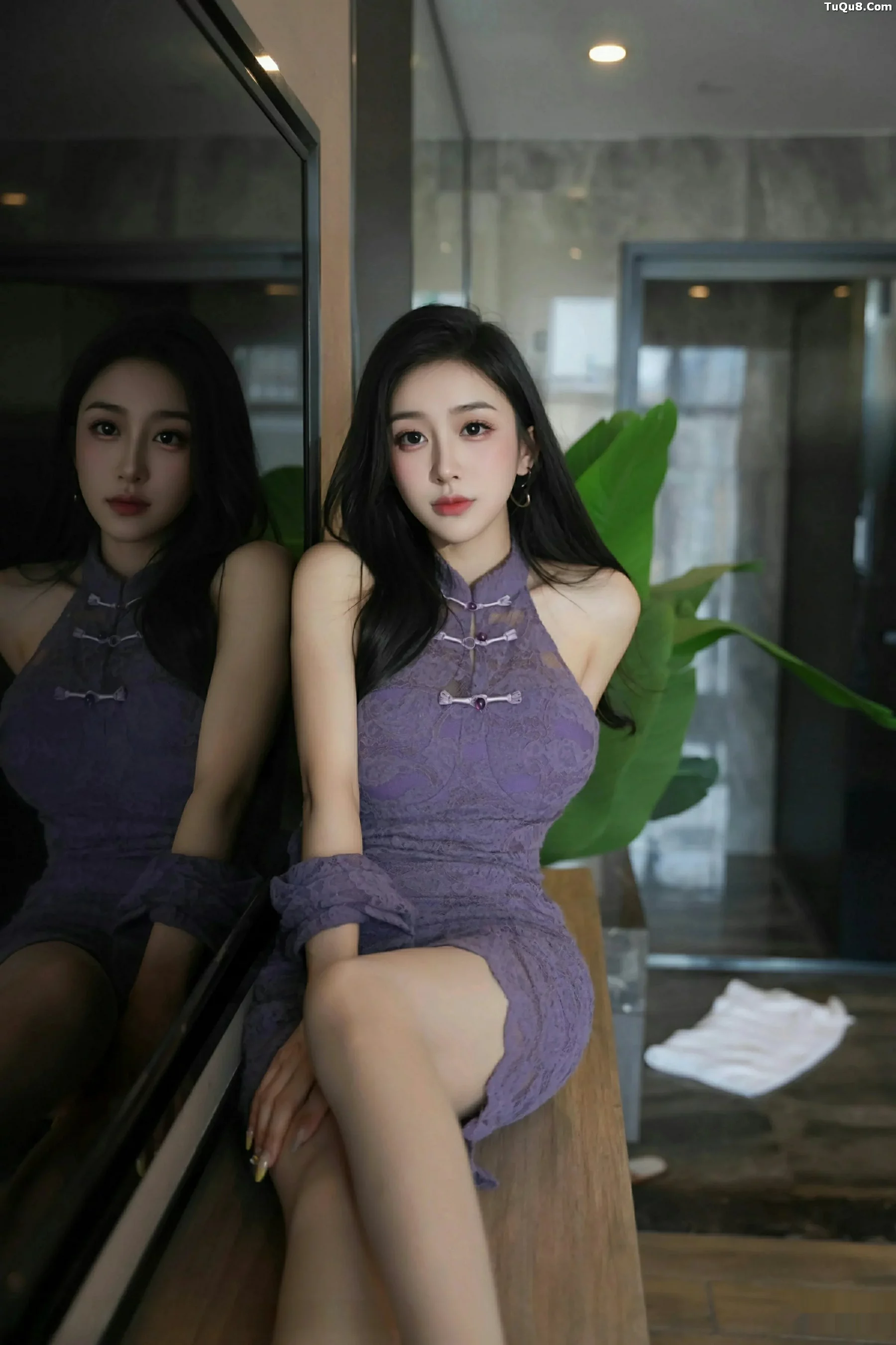 秀人集.com_[XiuRen秀人网]No.10801_模特小阿娇Gill性感紫色连衣长裙配白色丝袜秀完美身材诱惑写真70P