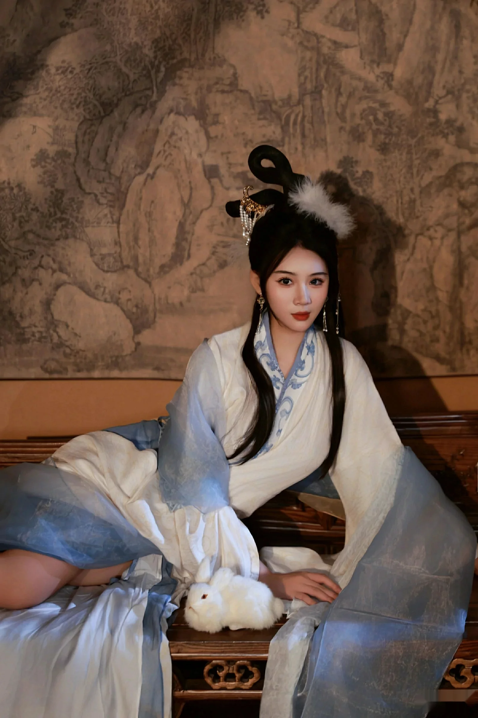 秀人集.com_[XiuRen秀人网]No.10835_模特南乔中秋主题性感汉服装扮配超薄肉丝秀白嫩肌肤诱惑写真76P