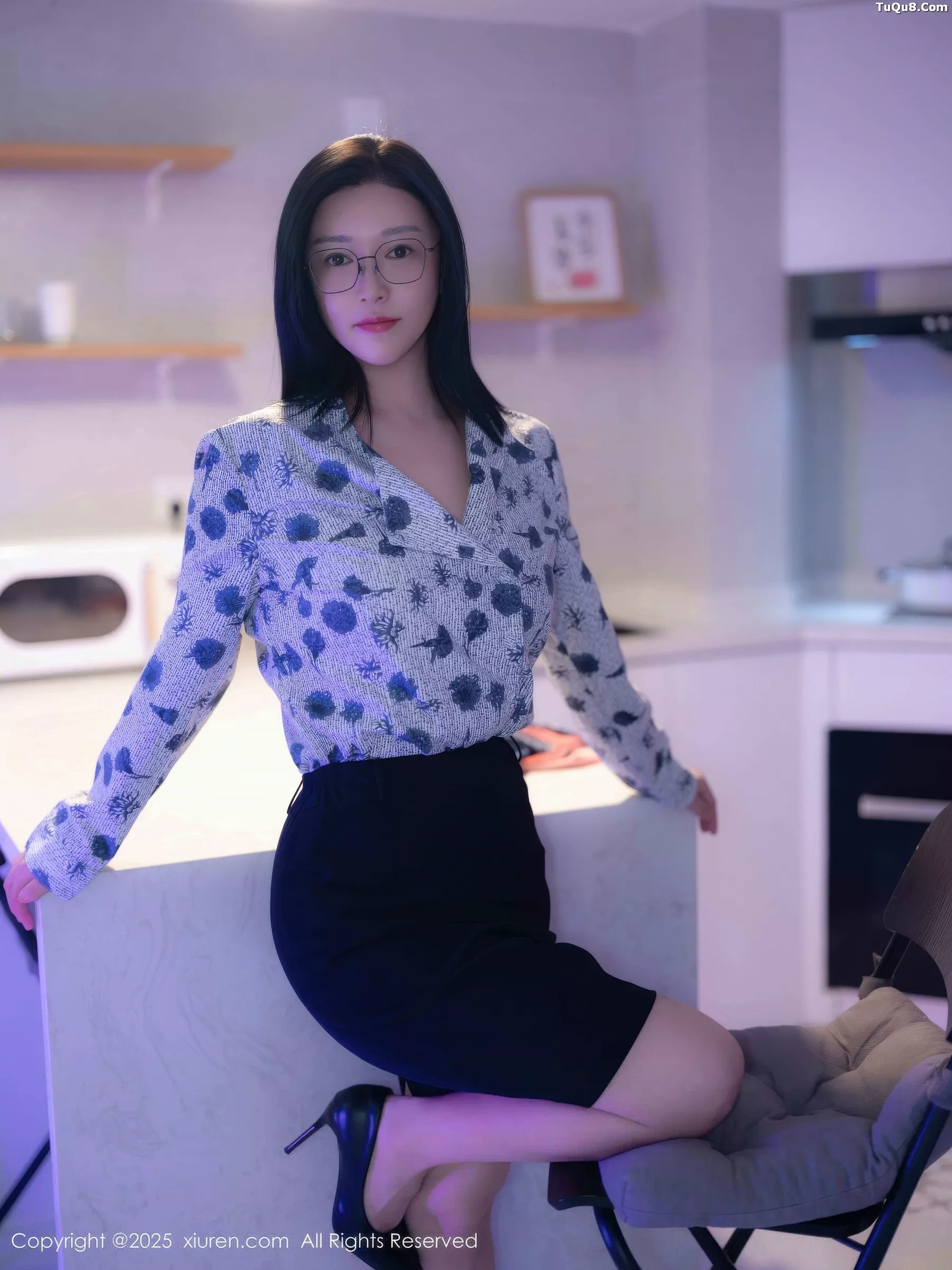 秀人集.com_[XiuRen秀人网]No.10866_模特雅茹老师性感深色OL服饰露肉色内衣秀柔美身姿诱惑写真61P