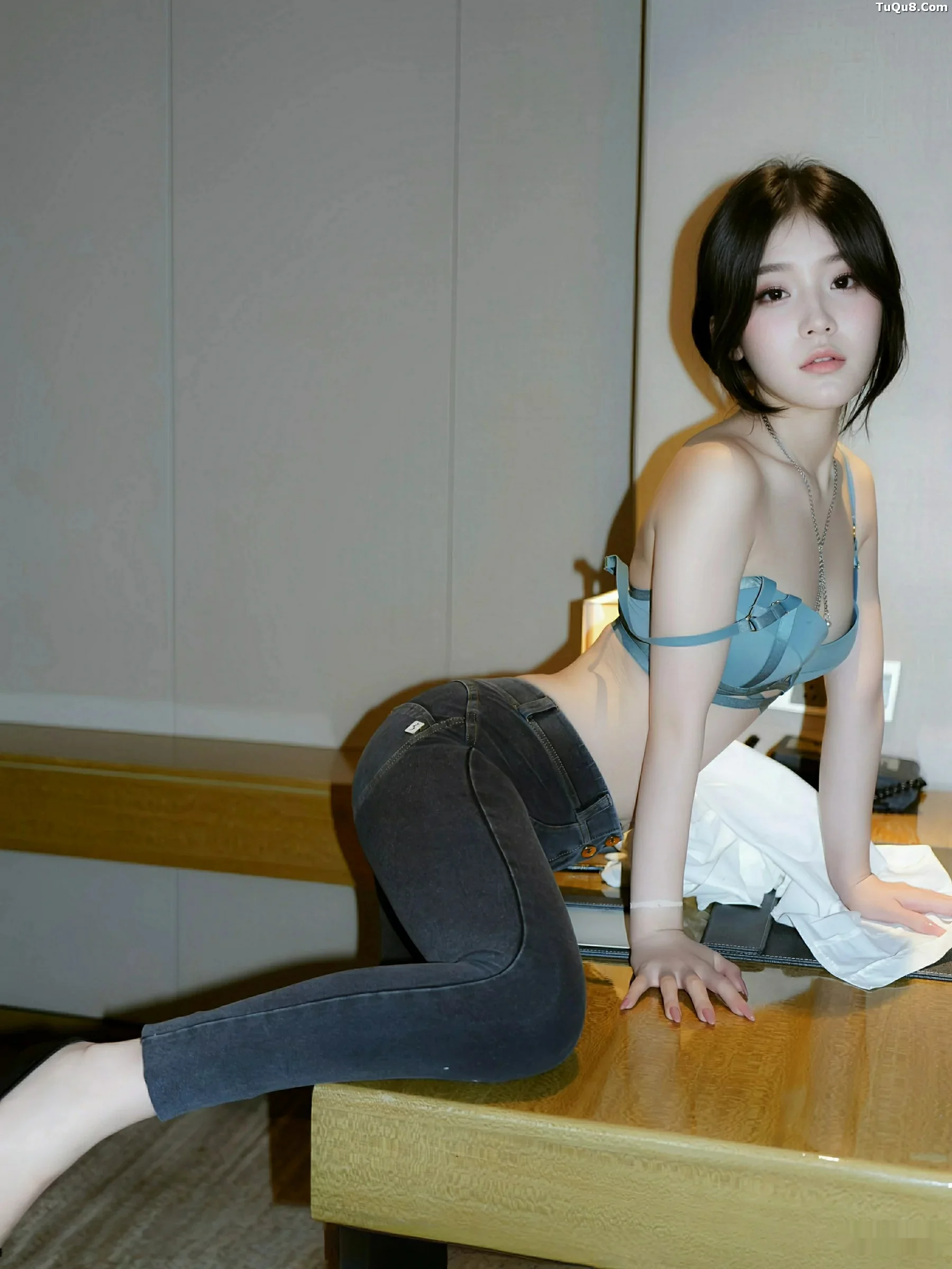 秀人集.com_[XiuRen秀人网]No.10785_模特汁汁性感白T配牛仔长裤露蓝灰色内衣秀曼妙身姿诱惑写真76P