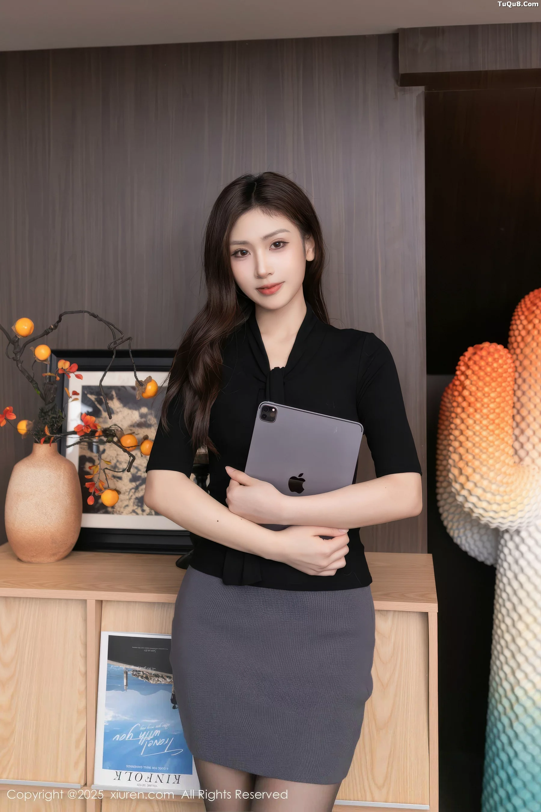 秀人集.com_[XiuRen秀人网]No.10930_模特刘婷婷性感黑色OL服饰露黑色内衣配超薄黑丝极致魅惑写真77P