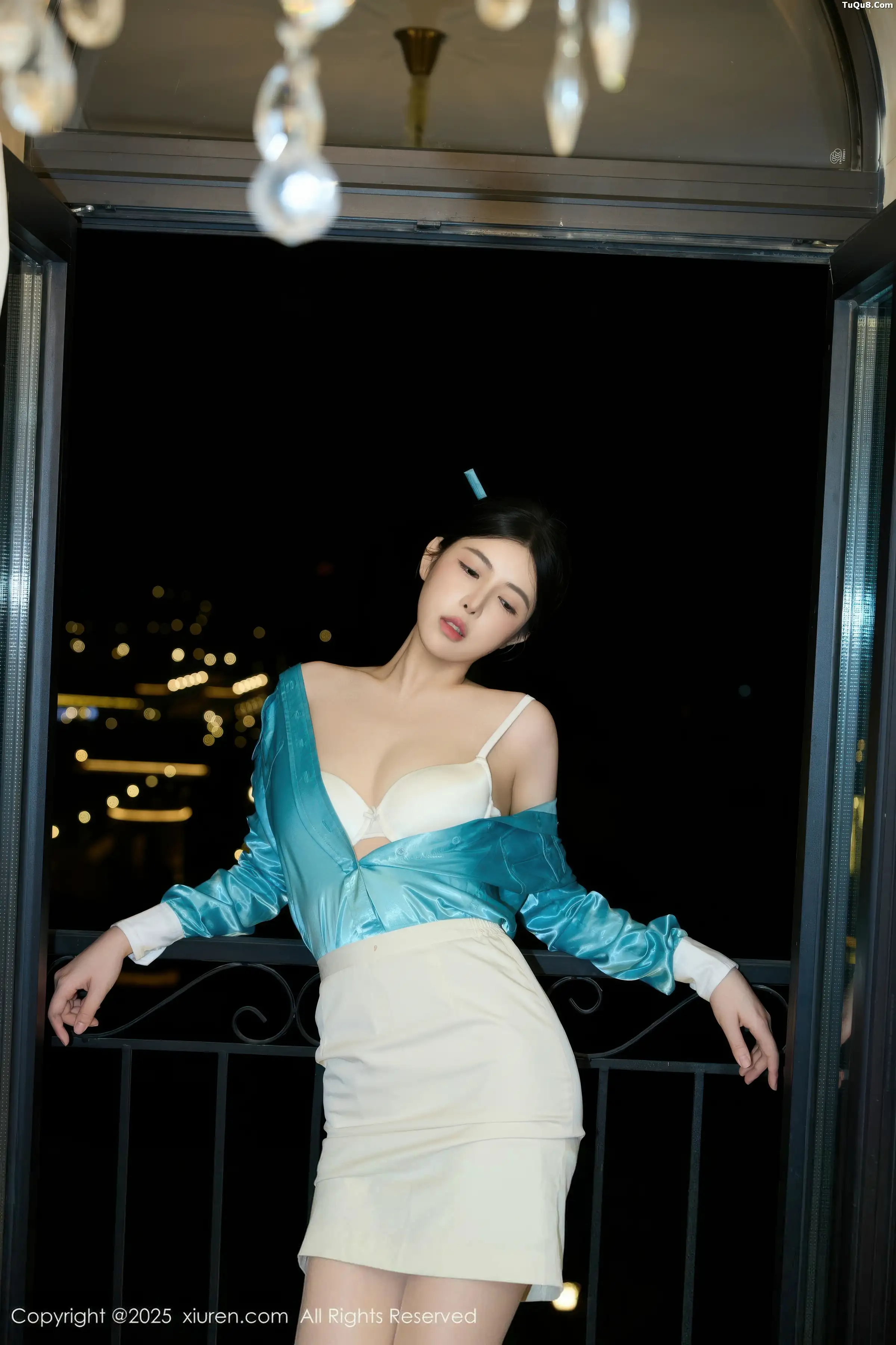 秀人集.com_[XiuRen秀人网]No.10998_模特方蕾蕾性感空姐制服露白色内衣配开档肉丝秀凹凸身材诱惑写真77P