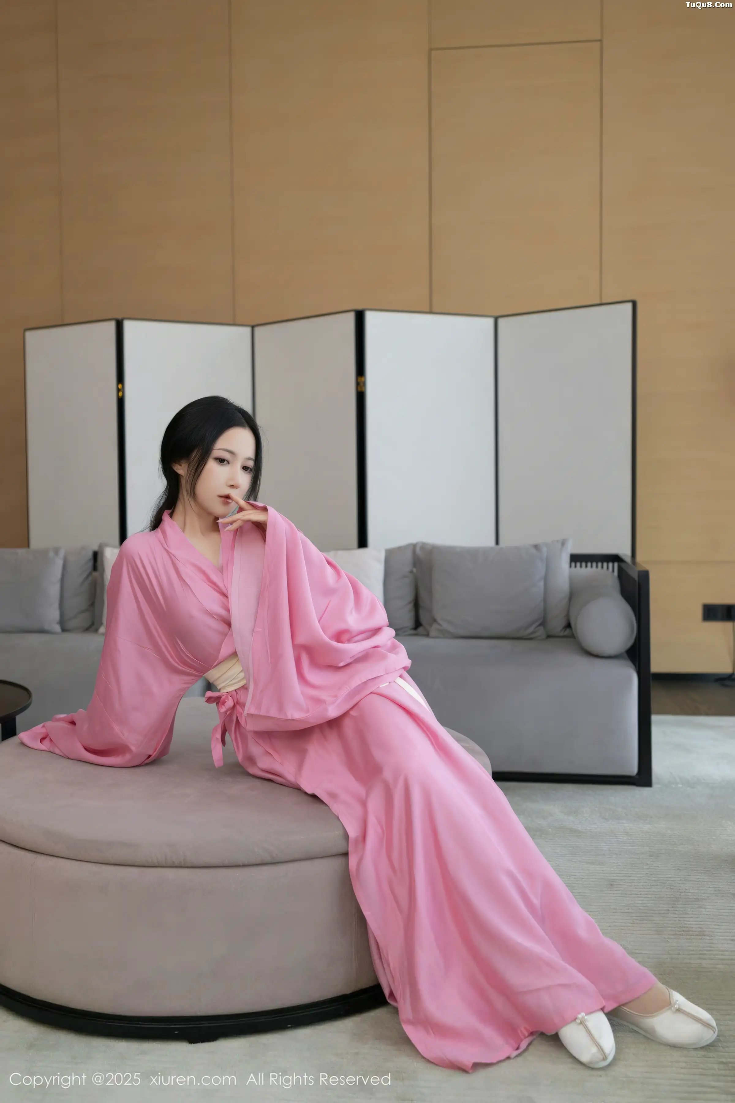 秀人集.com_[XiuRen秀人网]No.11049_模特鱼子酱Fish性感粉色月影纱配超薄肉丝秀曼妙身姿诱惑写真82P