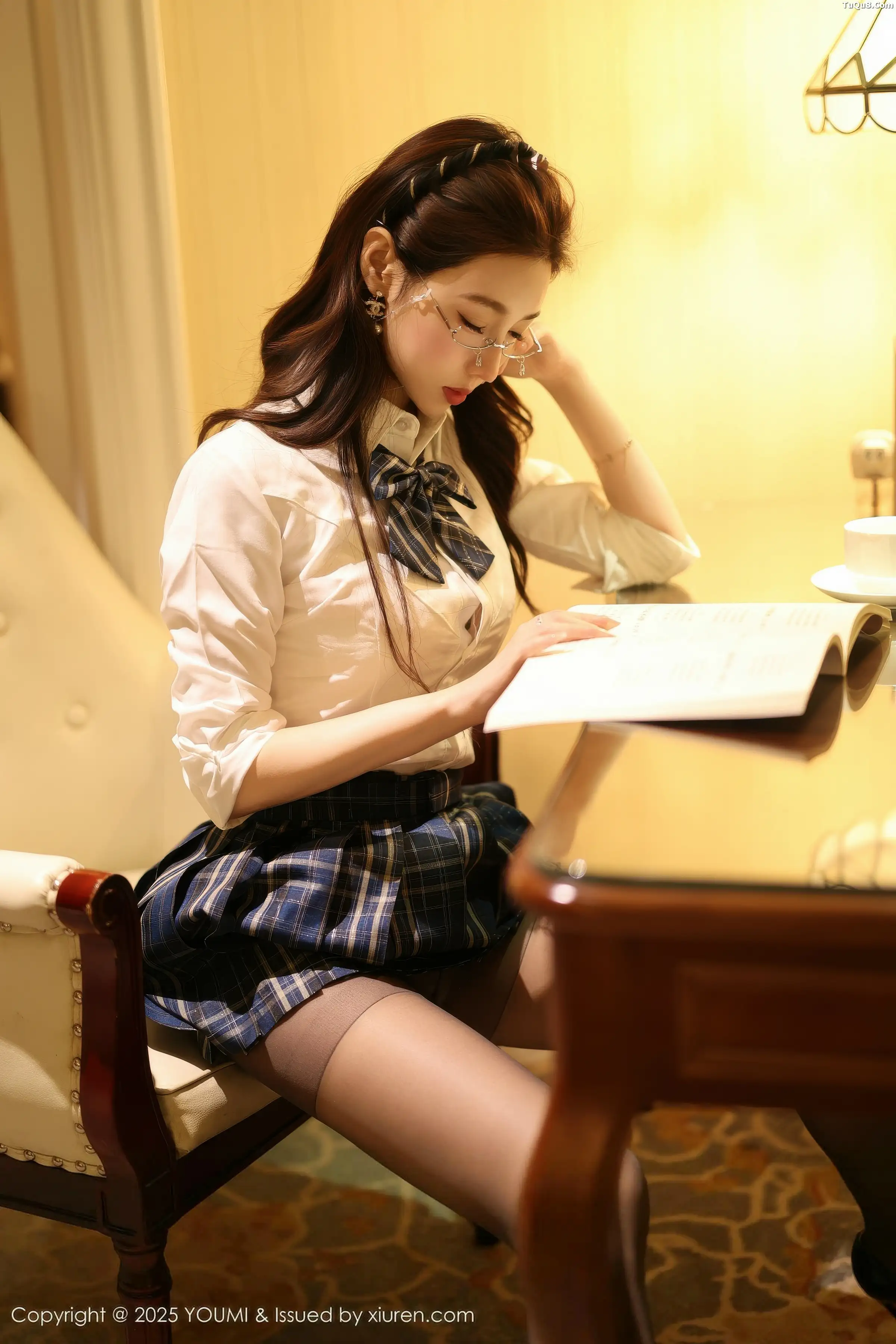 秀人集.com_[YouMi尤蜜荟]Vol.1183_模特Twins-桃桃性感JK制服露白色内衣配超薄黑丝秀美腿诱惑写真92P